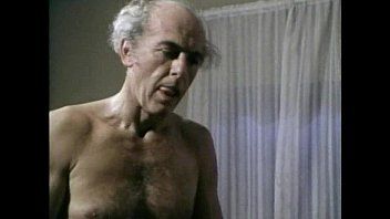 Play It penetrates the old man well to impress him to make him money