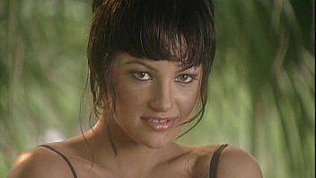 play sex hardcore cu mai multe femei