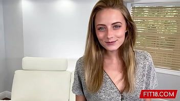 Spelen Een meisje dat seks heeft voor geld