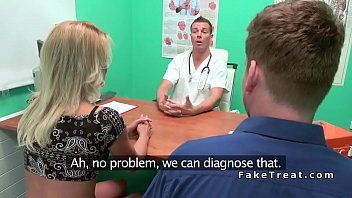 play XNXX Filmy z Spermą w Cipce Ruchanie Blondynki Spenetrowanej przez Doktora