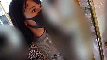 play Porno per adulti con una cantante rumena