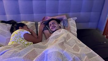 play O noapte intreaga acest mascul cu penisul mare i-o penetreaza pe aceasta frumoasa