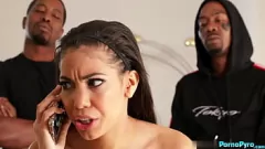 play Petite Ebony Gia Milana في BBC المكثفة الثلاثي