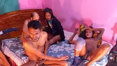play Sexo do grupo hardcore Threesome com esposa amadora e ébana e prostituta ruiva