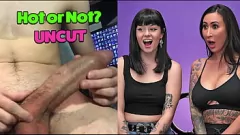 play Lily Lane se moja y es salvaje con una polla masiva sin cortar en la sesión de jerk-off de realidad solista