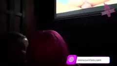 play الساخن في سن المراهقة الأبنوس يحصل على شقي مع الوجه في مسرح البالغين