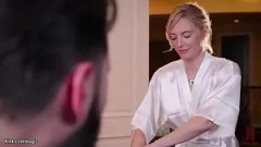 Reproduzir Sexo a três lésbicas hardcore: irmãs adotivas submetidas à escravidão e garganta profunda