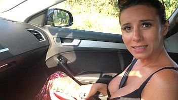 Redă Asta face sex sexy cu soferul tarfulitar de la uber