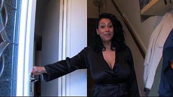 Redă Poze pizde la deflorare porno vecinul o satura in pula