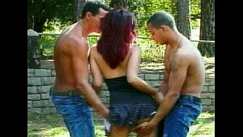 تشغيل شركاء ثنائية لديهم الجزء الأصعب مع هذا الهرة الساخنة
