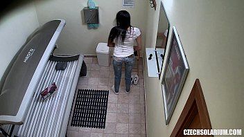 play Penetrata de o penis mare porno la solar cu brunete